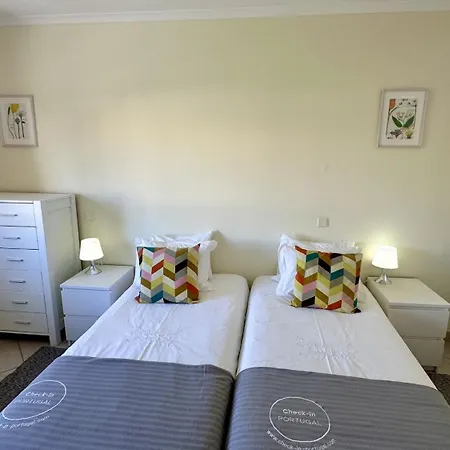 Wave - Shared Pool - 6 Guests - Apartment Albufeira